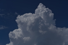 残暑の夏雲２