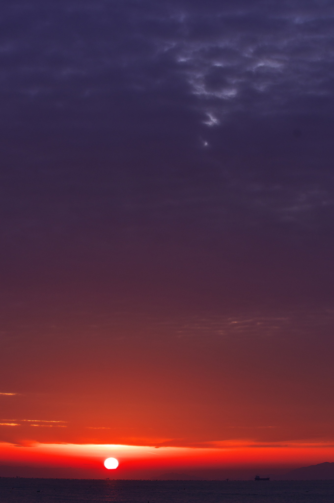 冬の播磨灘に沈む夕日２