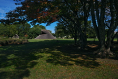 大中遺跡公園の竪穴式住居２
