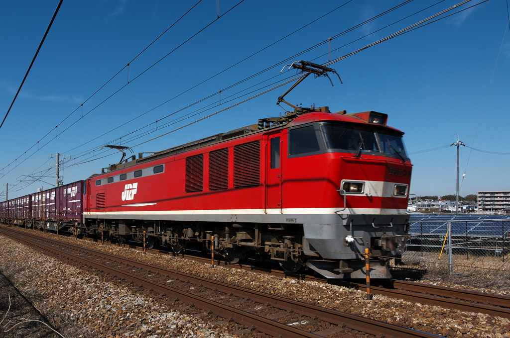 貨物列車「ＲＥＤ ＴＨＵＮＤＥＲ」