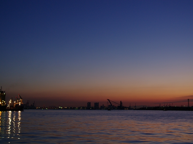 夜明けのみなと神戸１