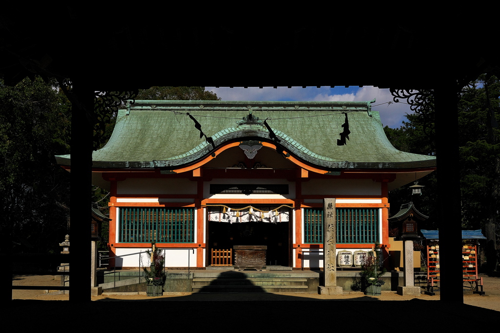 住吉神社の拝殿１（あけましておめでとう）