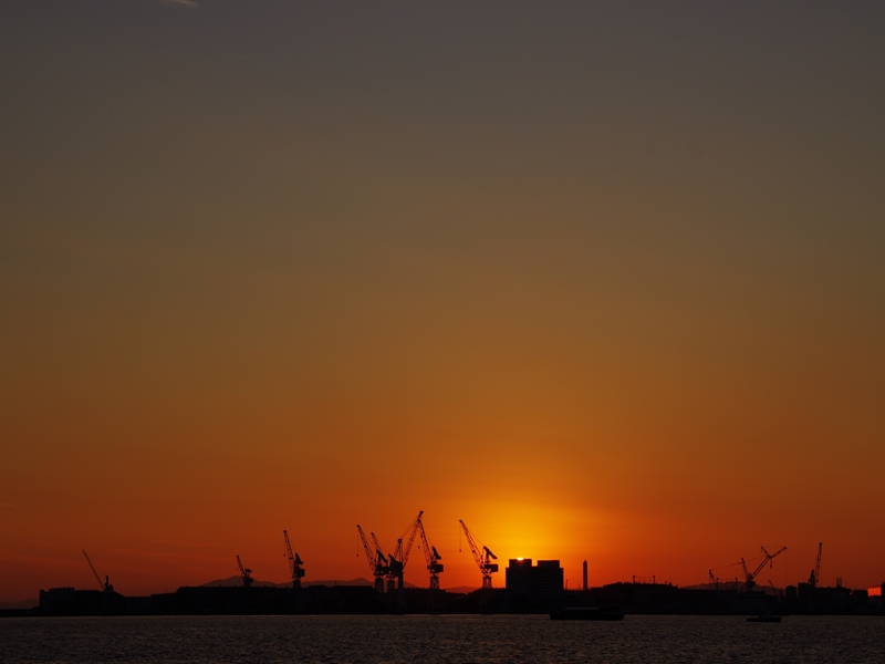 みなと神戸・今日の夕日１６