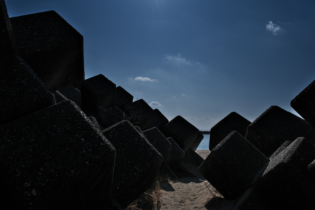 住吉神社沖の波消しブロック２