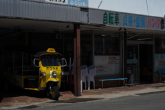 江井ヶ島綜合市場のオート三輪１