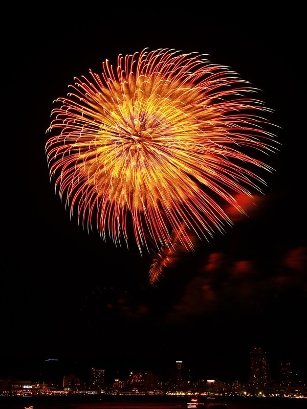 みなとこうべ海上花火４