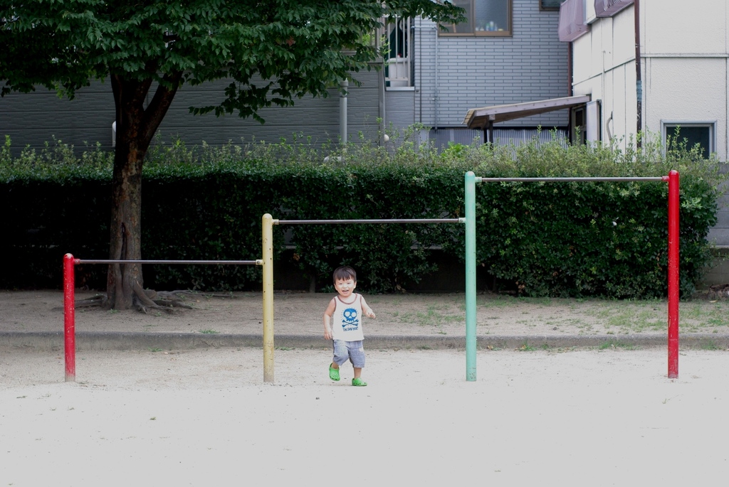 鉄棒とどかない！