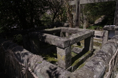 2012-022012-04-01-005