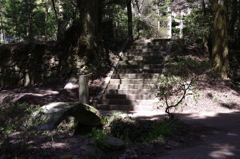2012-052012-04-01-012