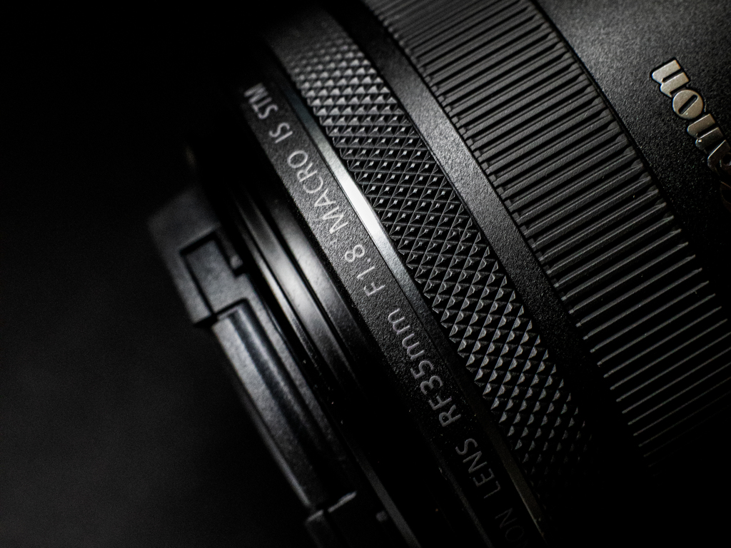 RF35mm F1.8 MACRO IS STM