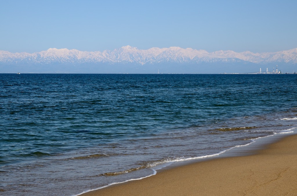 海越し立山