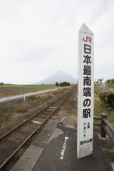 線路は続くよ何処までも^_^