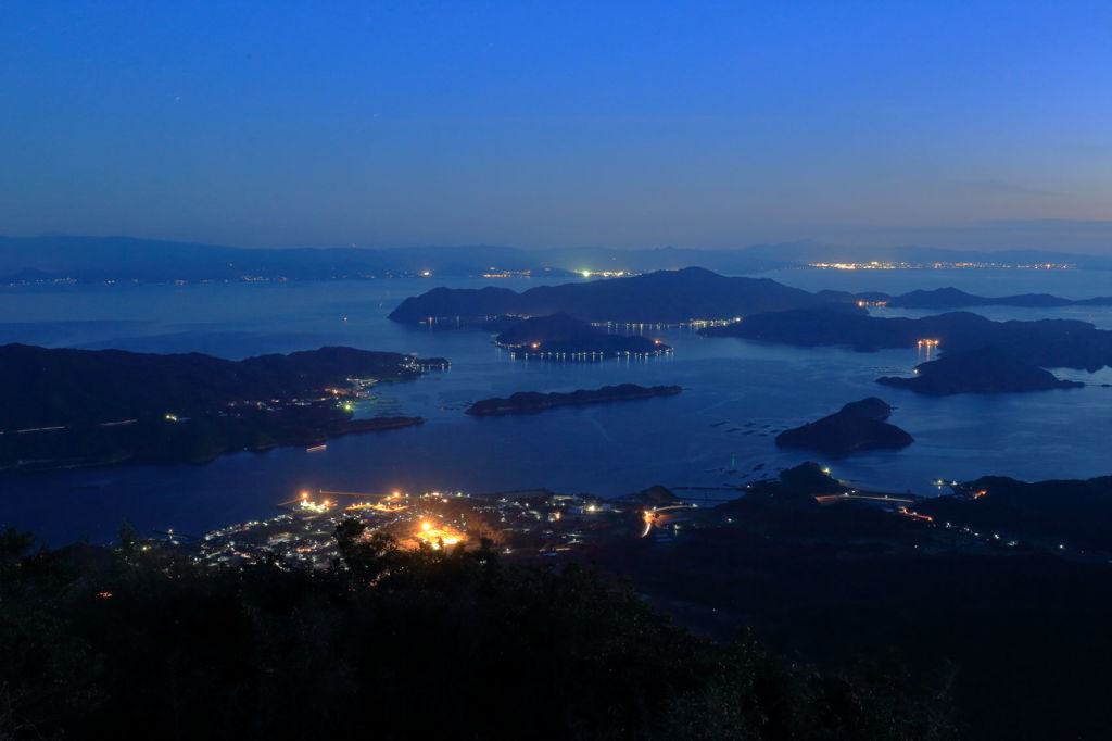 棚底港・御所の浦夜景