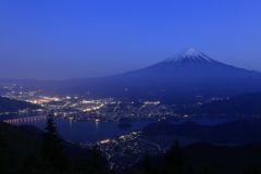 新道の夜景