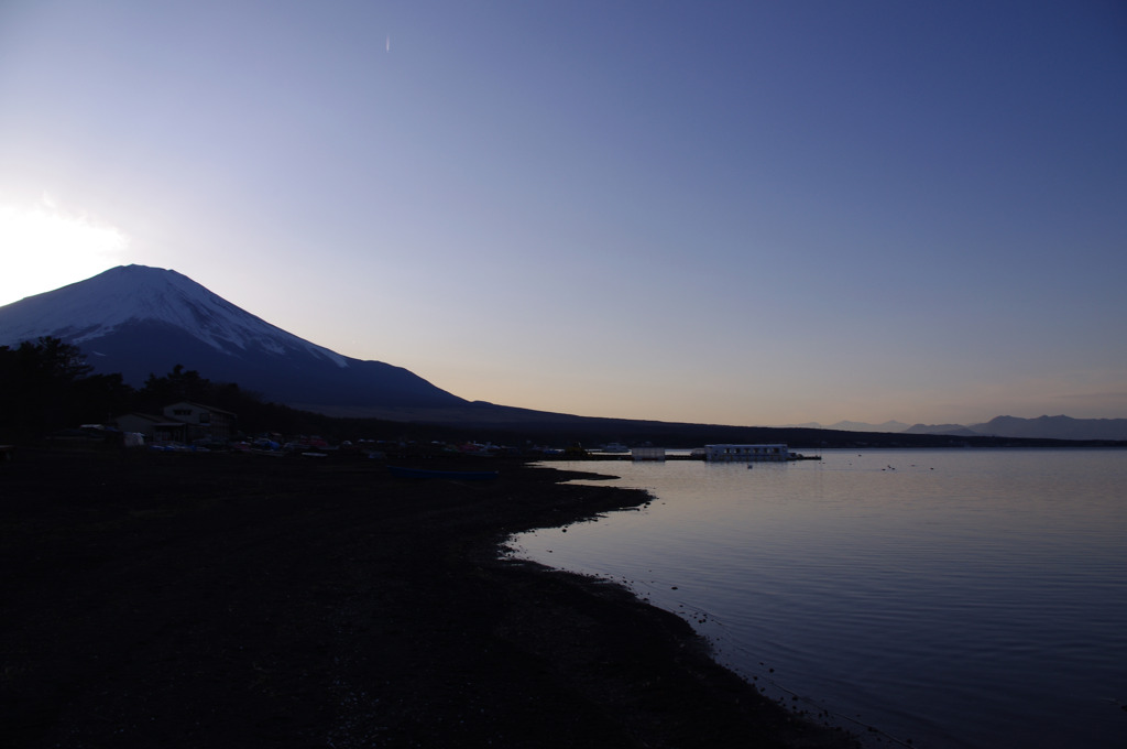 夕暮れの富士