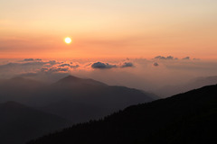 剣山山頂のご来光