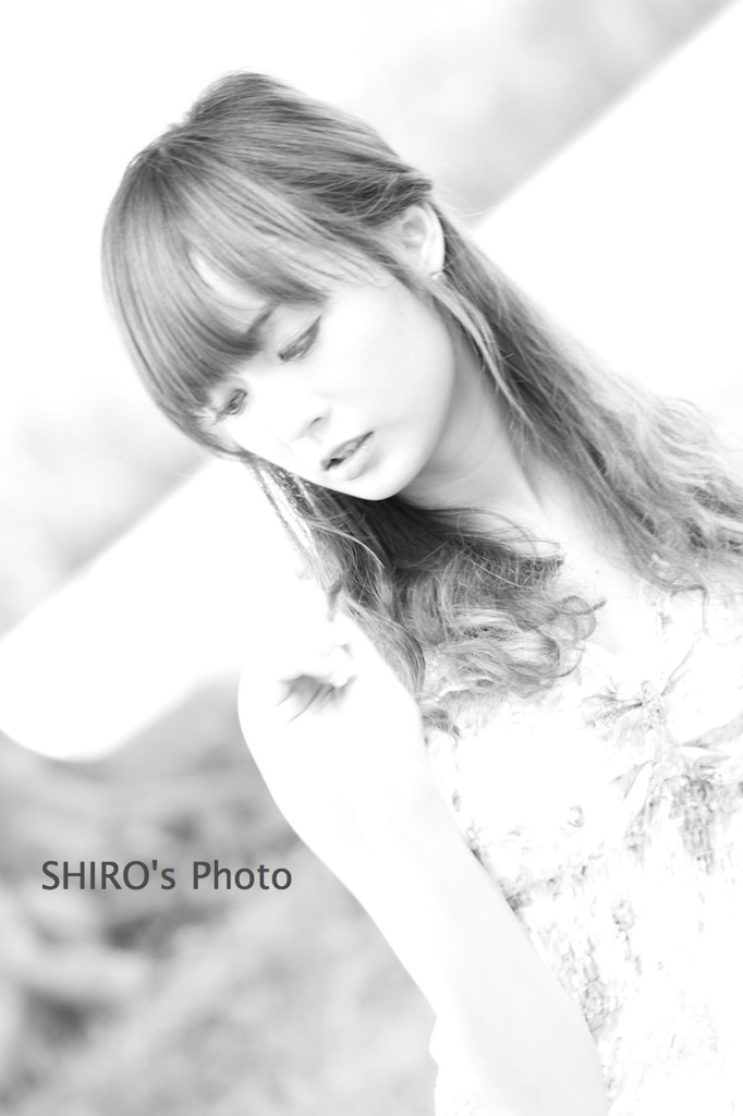 B/W
