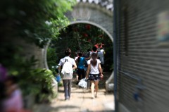 微妙な距離