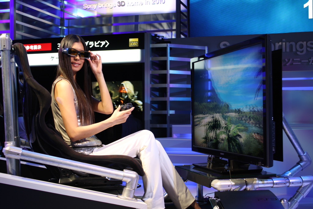 ３Dテレビ。