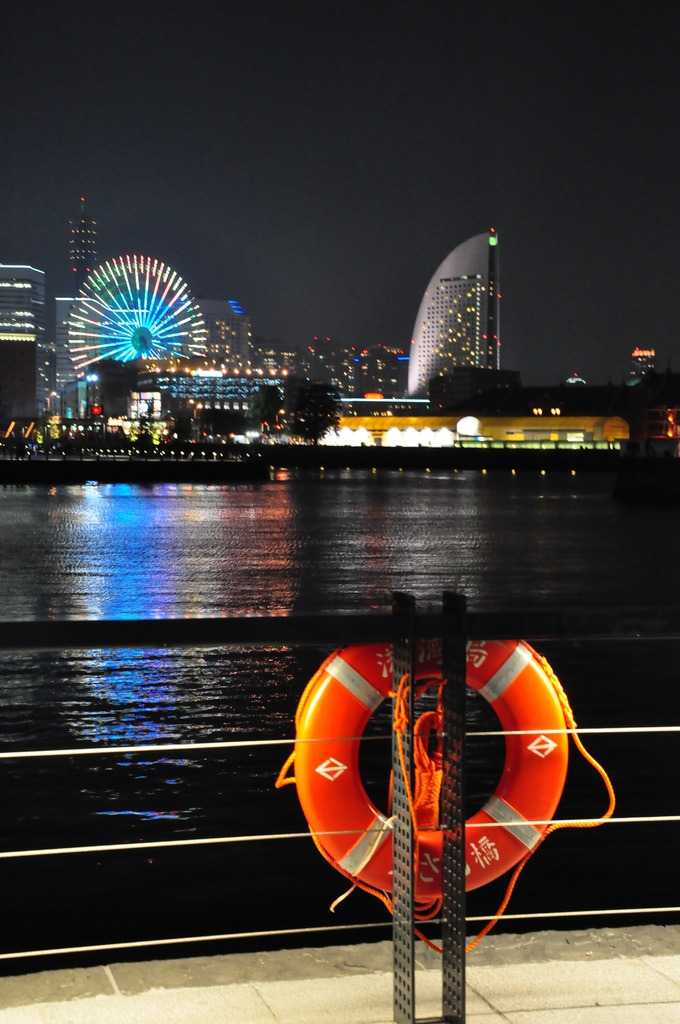 浮き輪は見守る