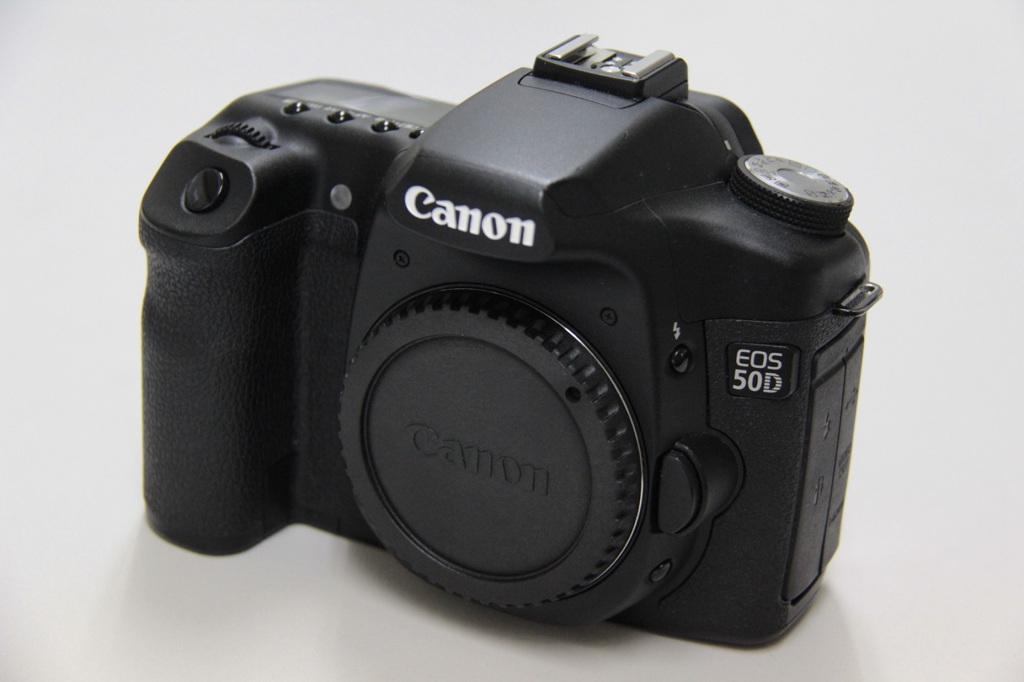 50D003