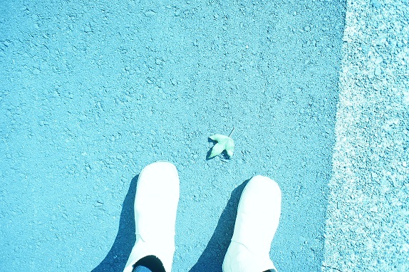 足元注意