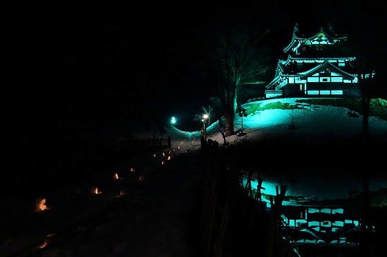 堀と灯回廊