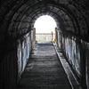 トンネルをぬけると