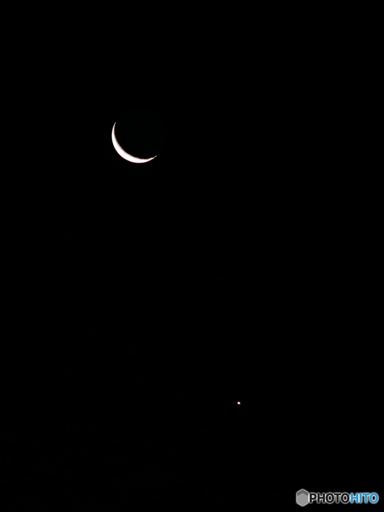 夜明け直前の空