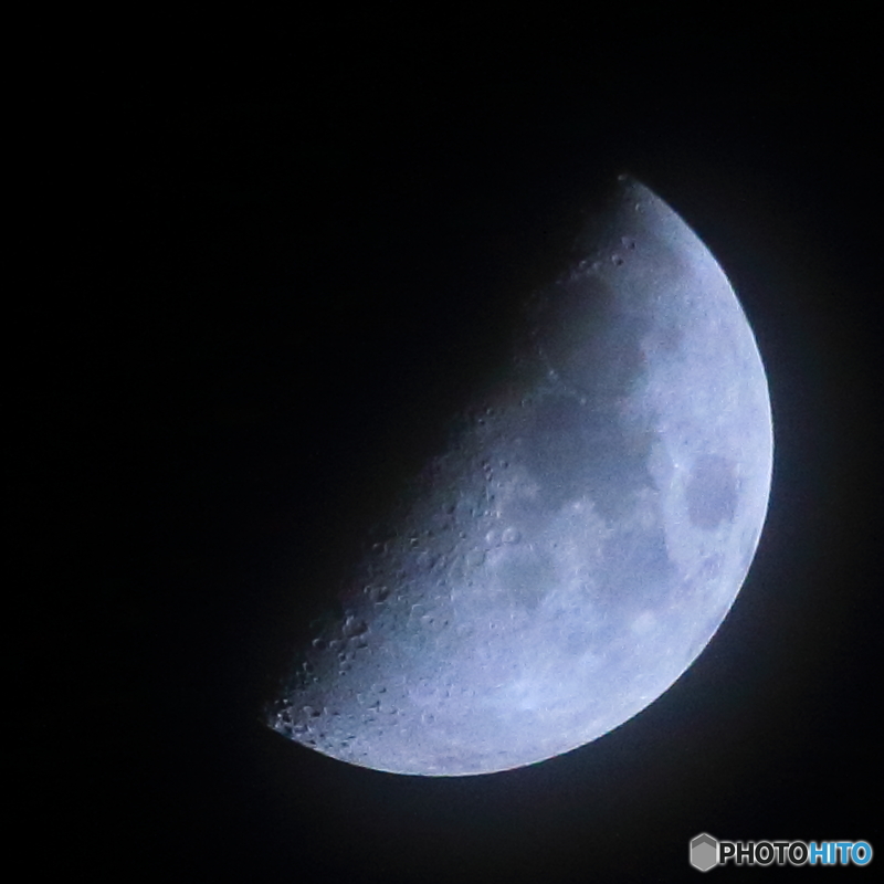月例7.05 宵月 上弦 月面X
