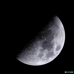 月齢7.1 上弦・宵月