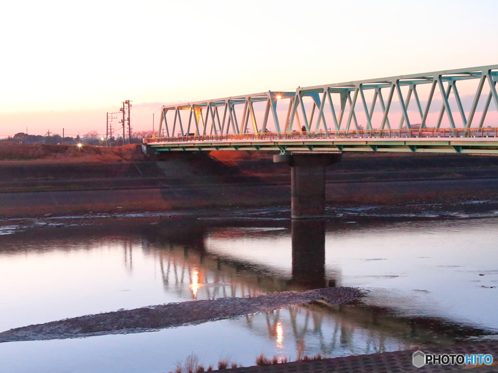 橋梁の夕景