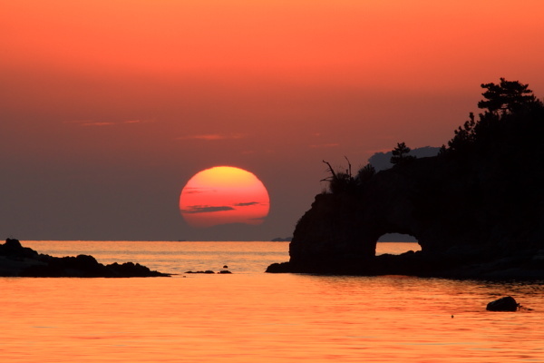 はなぐり岩の夕日