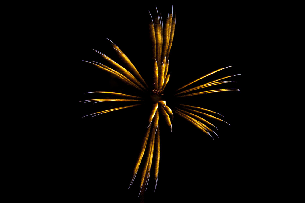 - HANABI - 2011 7400