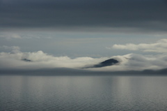 雲と湖