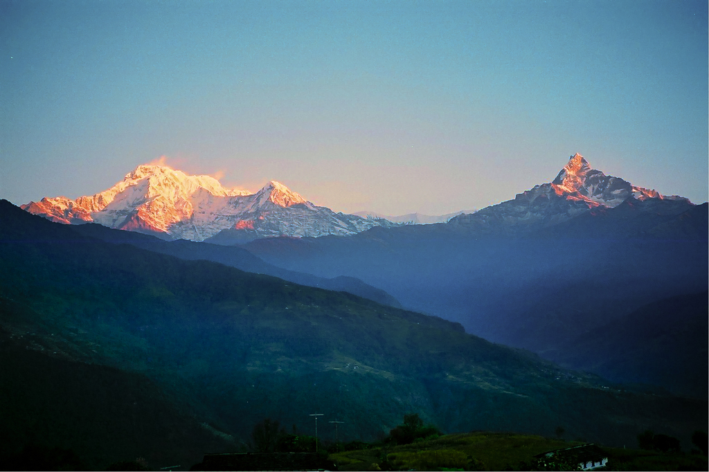 ネパール　アンナプルナとマチャプチャレ