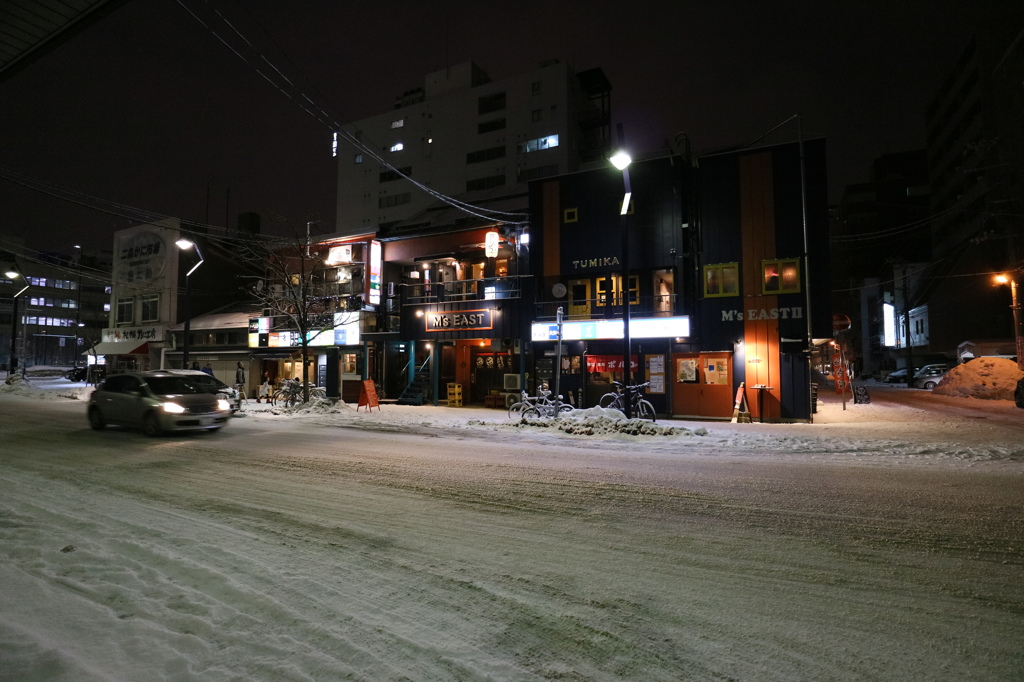 北海道 居酒屋前