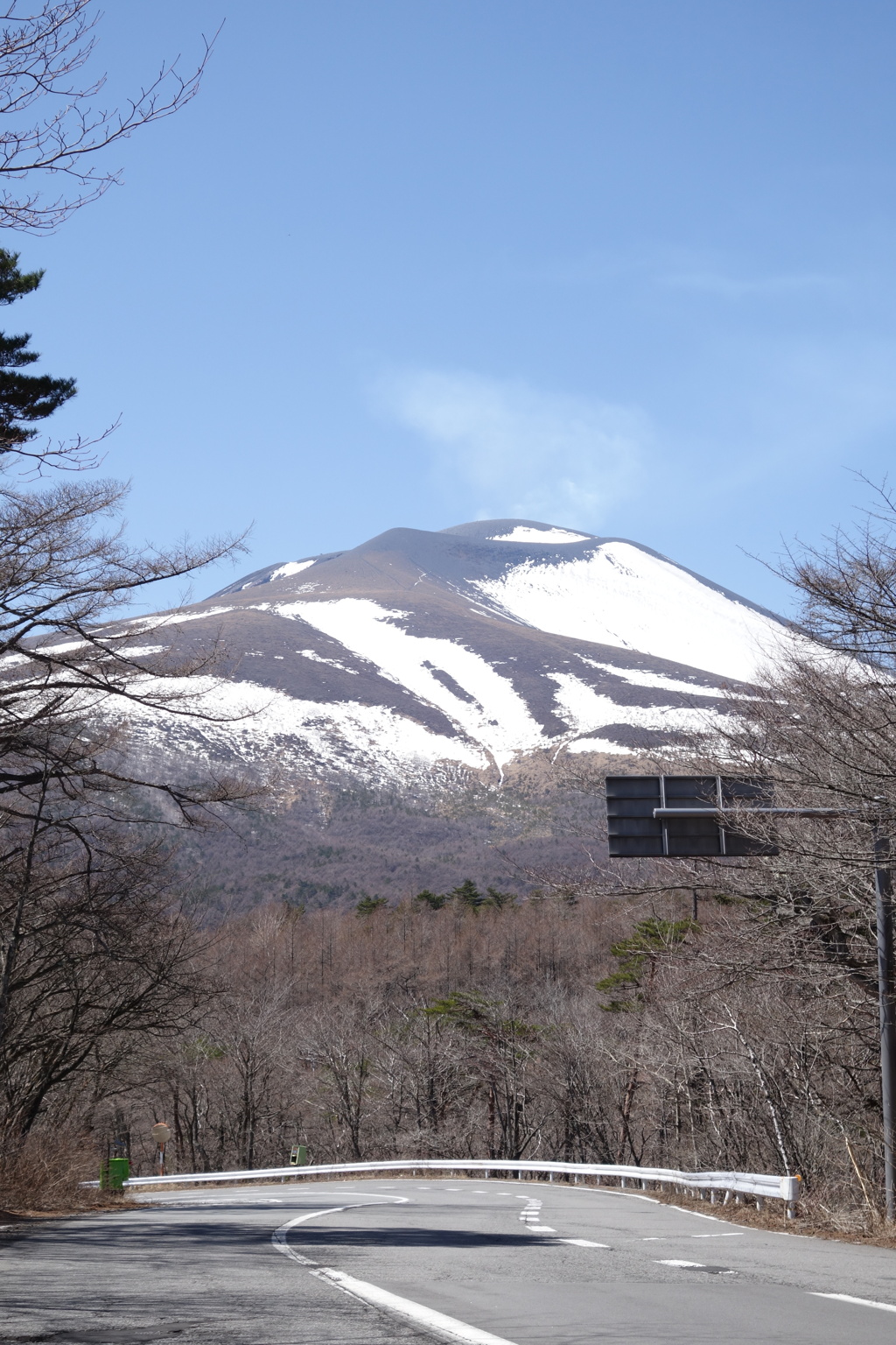 浅間山　峰の茶屋にて