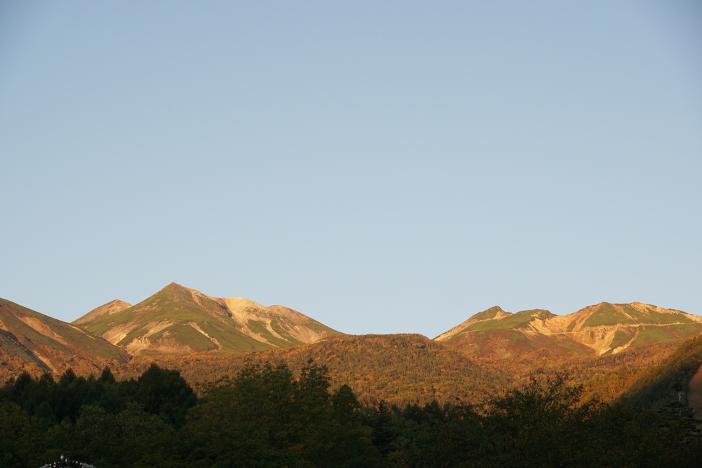 朝日を受けて　乗鞍岳