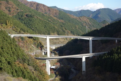 ループ橋　滝沢ダムにて