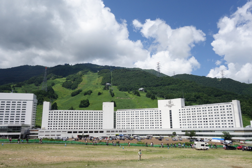 苗場の夏空
