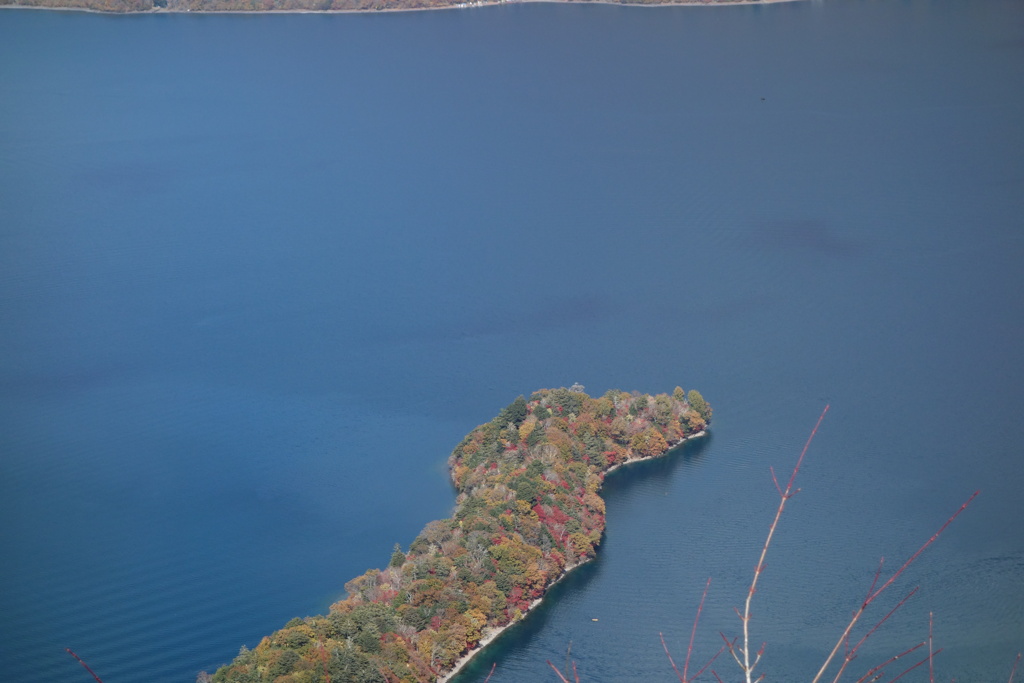 日光中禅寺湖　八丁出島