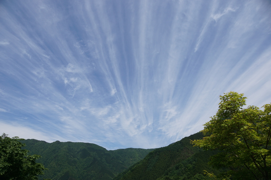 山と空　1