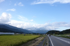 白馬へ続く道