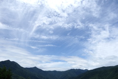 三峰神社の夏雲