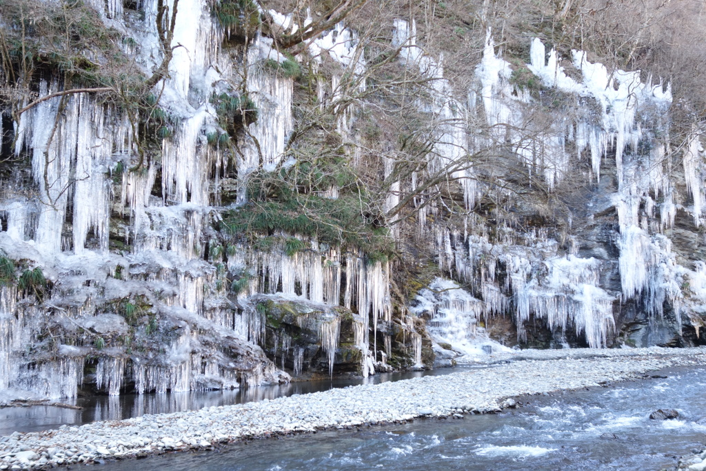 三十槌の氷柱　⑥