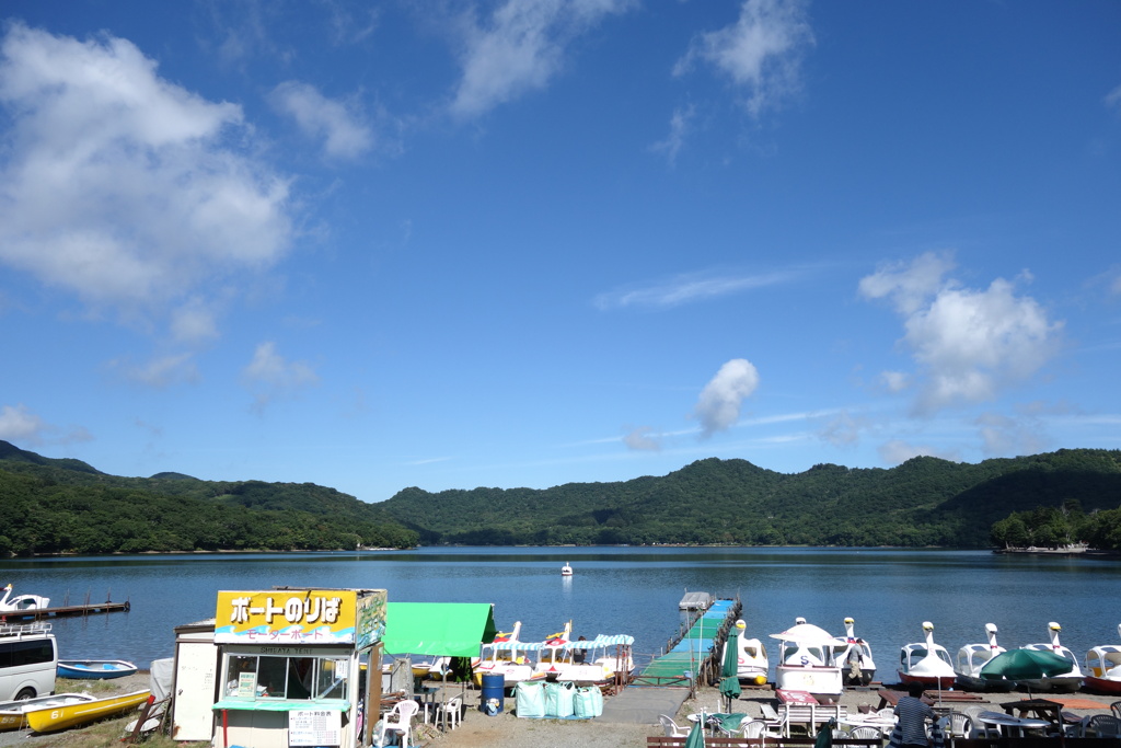 赤城山大沼　夏景色　ボート乗場