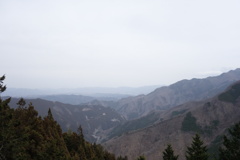 三峰神社　　奥宮遙拝殿からの眺め　1