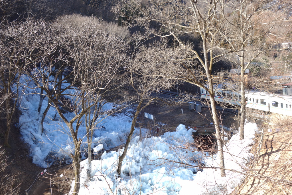 あしがくぼの氷柱　③