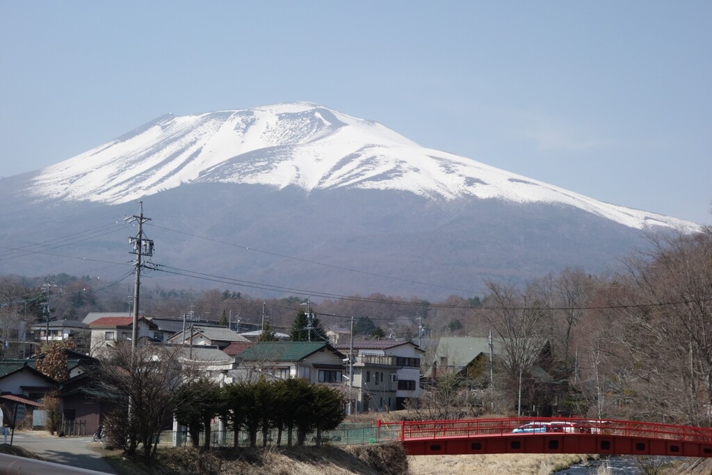 浅間山　春を待つ